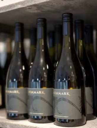 Winmark Icon 7 2 bottles