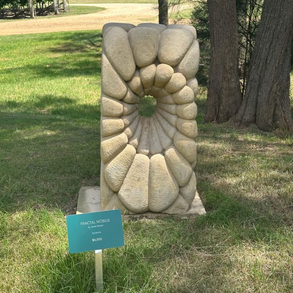 Fractal möbius sculpture at Winmark Wines