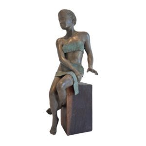 "Alexa" sculpture by Mela Cooke currently exhibited at Winmark Art Gallery