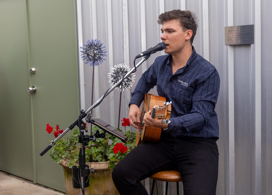 Live music at Winmark Wines