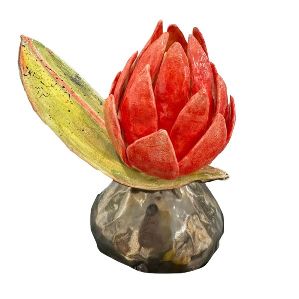 Red Protea sculpture by Lisa Hölzl, currently exhibited at Winmark Wines