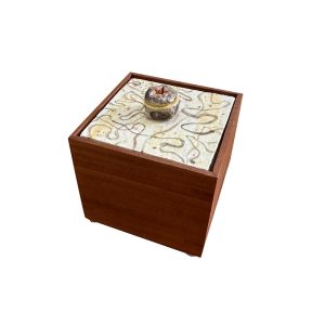 Squiggle Bath Box by Lisa Hölzl, currently exhibited at Winmark Wines