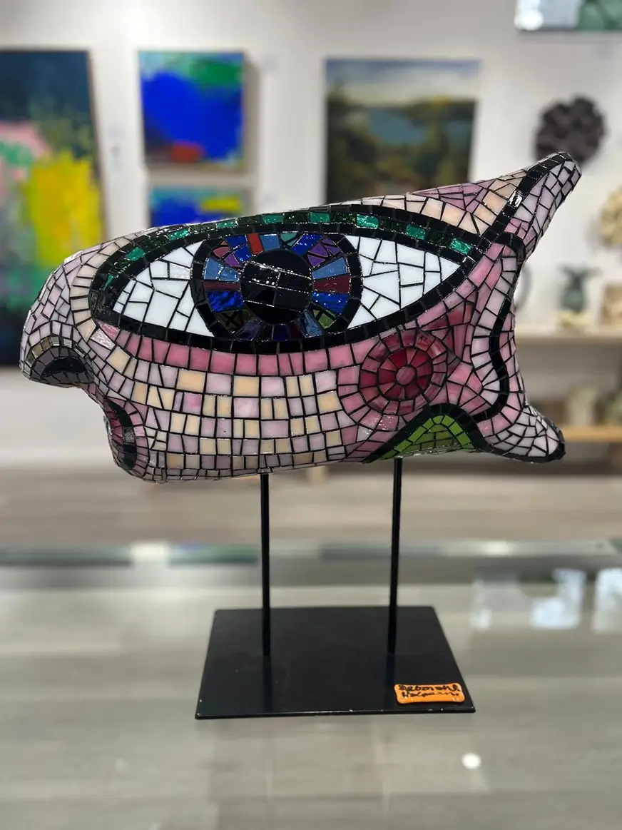 Pink Fish Deborah Halpern 60x x 25cm Glass, fibreglass, steel $9,000