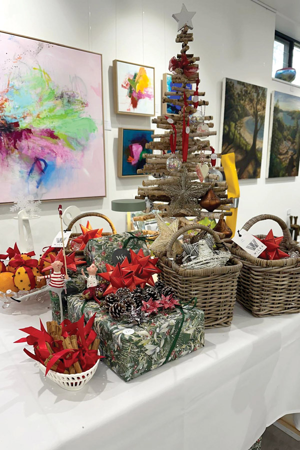 Christmas Shopping at Winmark Wines, Broke Fordwich, Hunter Valley